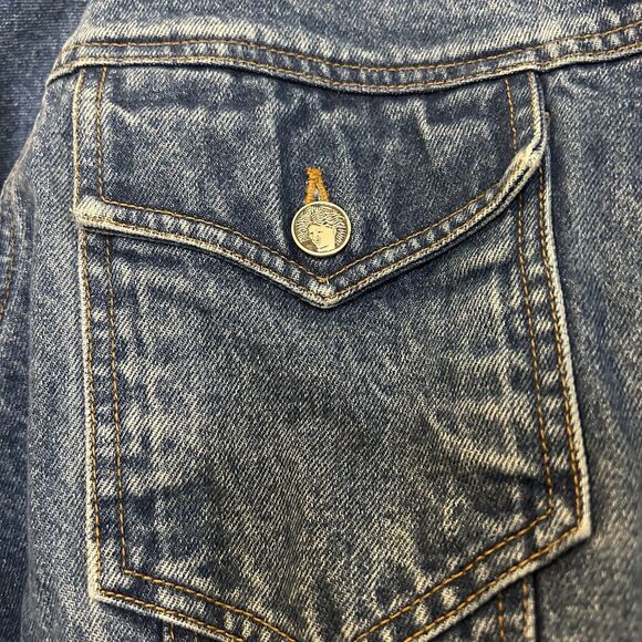 Gap Vintage Trucker Jacket Denim Embroidered Floral Details - Womens 8 - Picture 5 of 12